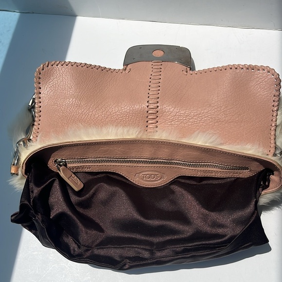 Auth. Vintage Tod's Rabbit Fur Suede/Leather Shoulder Handbag - Picture 8 of 16